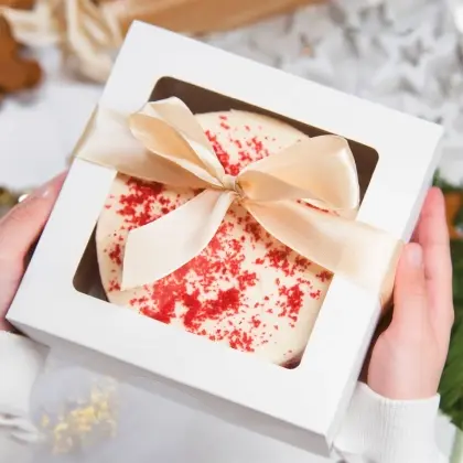 Κουτί Με Παράθυρο Στό Καπάκι 30x30x15cm