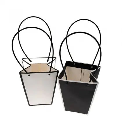 Τσάντα Χάρτινη Με Κορδόνι PVC 12x12x12.5cm