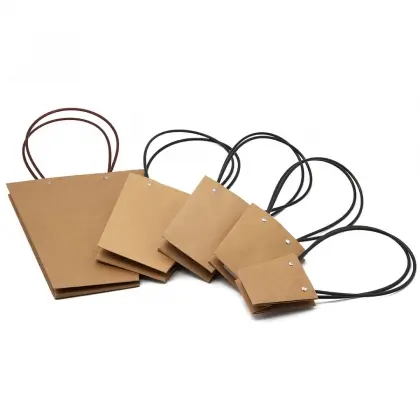 Τσάντα Χάρτινη Με Κορδόνι PVC 13x13x15.5cm