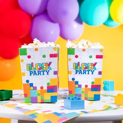 Xωνάκια για Popcorn Με Σχέδιο Block Party 8.5x8.5x12.5cm Συσκευασία 6 Τεμαχίων